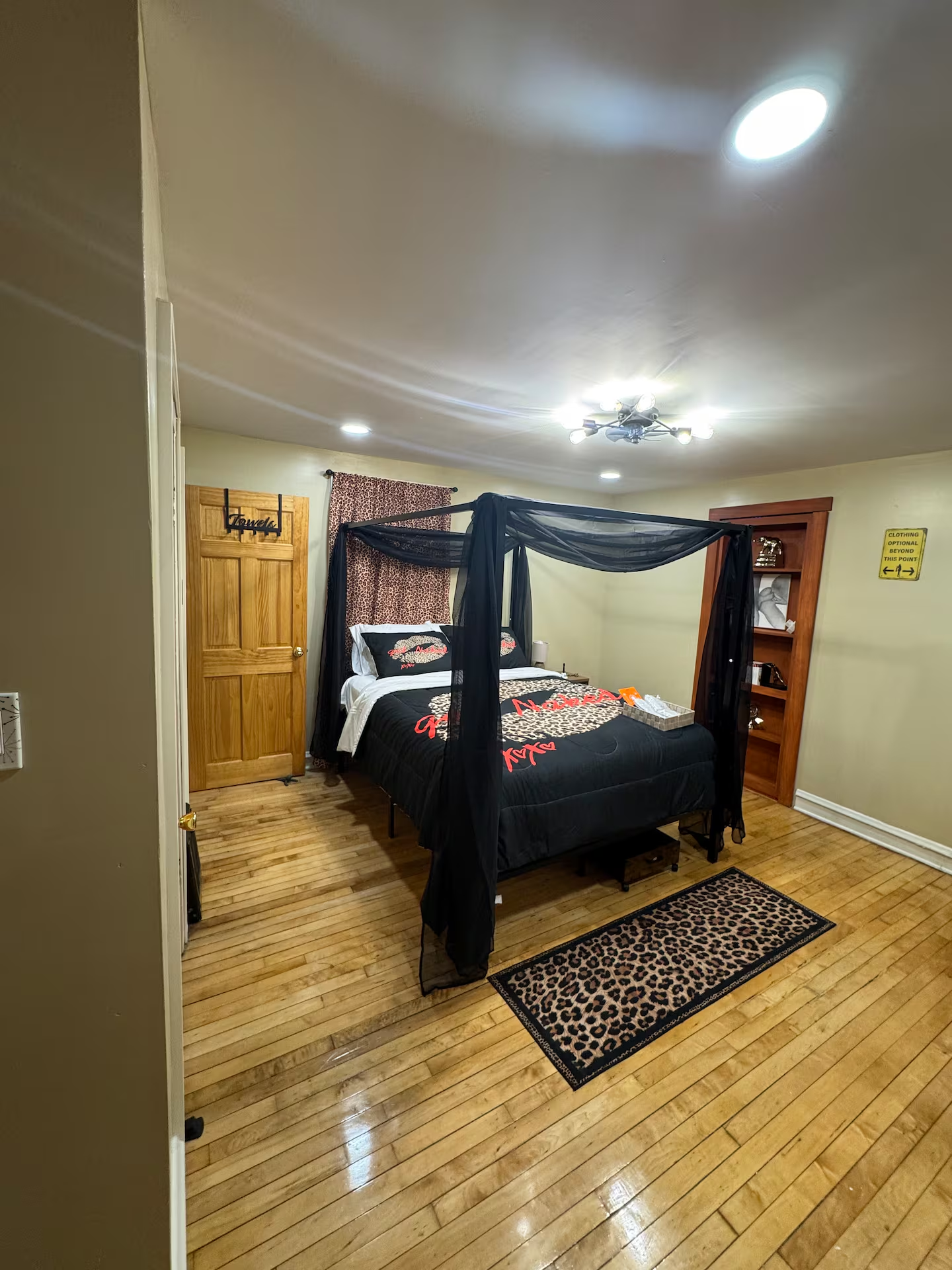 Canopy Bed Milwaukee Romantic Bedroom Suite